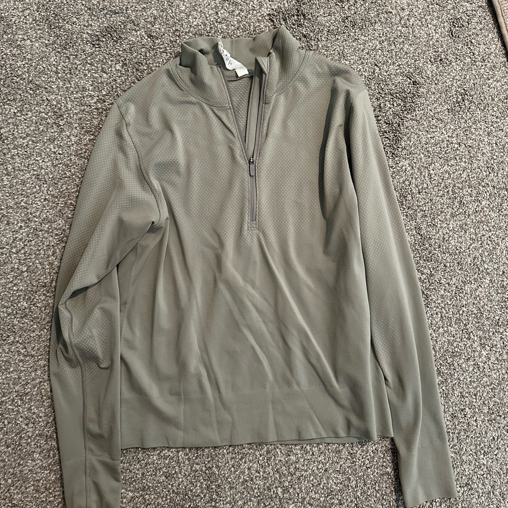 Lululemon Half Zip pullover